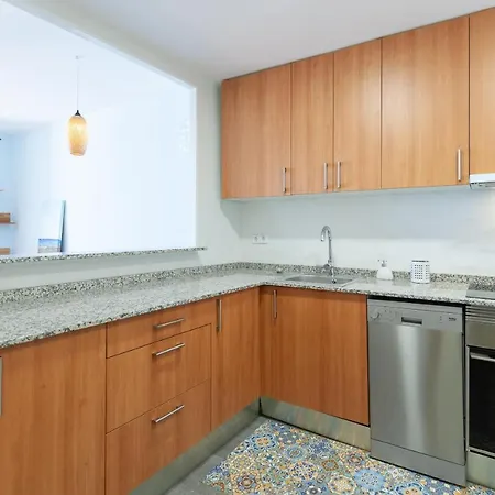 Apartment Tarracohomes, Th163 Via Augusta Vistas Al Mar *